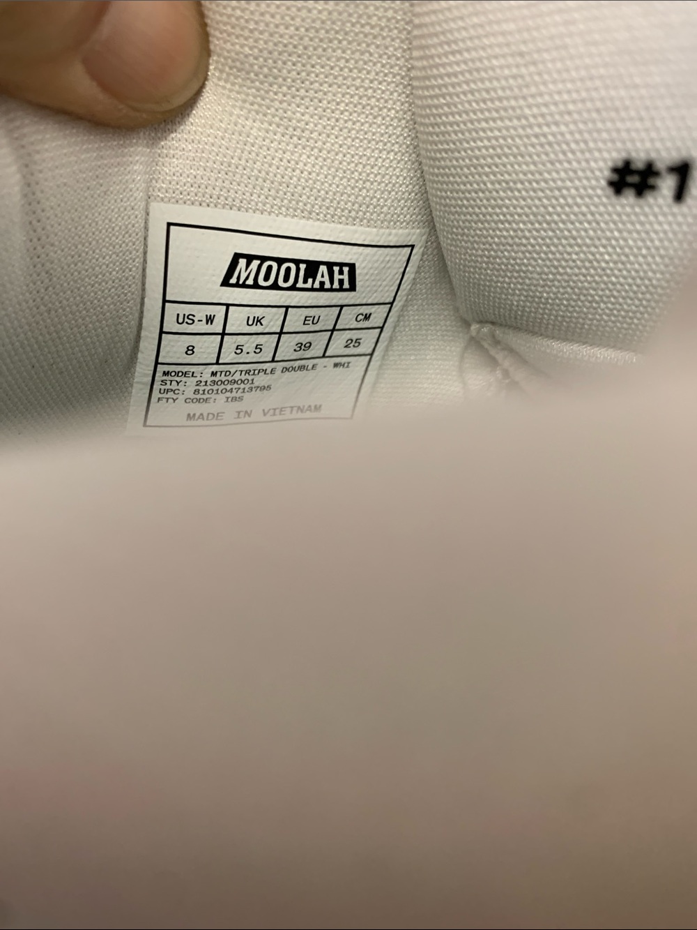 Triple Double basketball shoe by Moolah Kicks in the "White Hot" size 8 - Picture 11 of 13